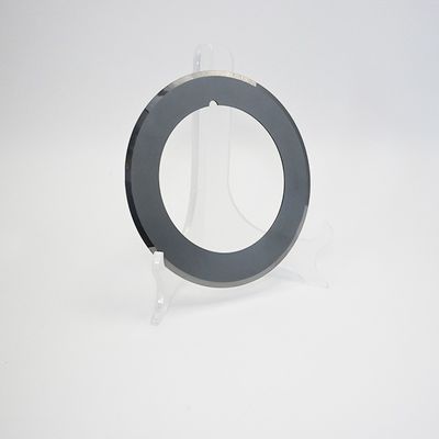 Faca circular de corte com ranhuras de posicionamento para corte de pilas de baterias